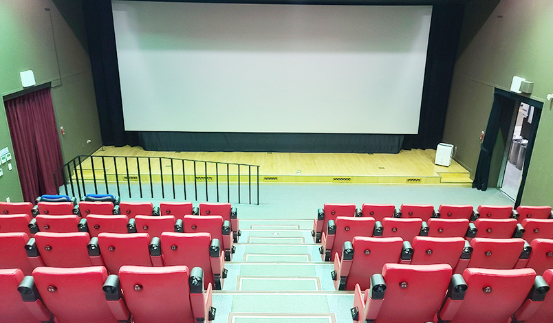 영화관실내